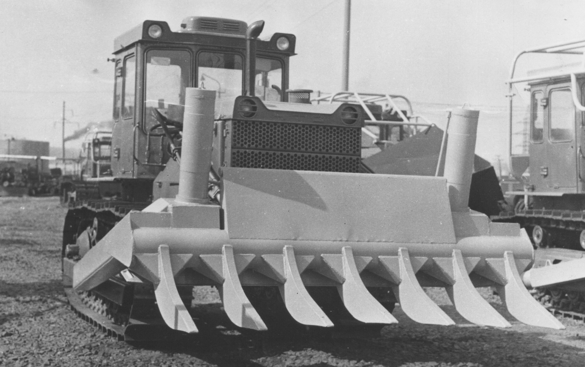 Машина лесодорожная ЛД-4а (1974).jpg